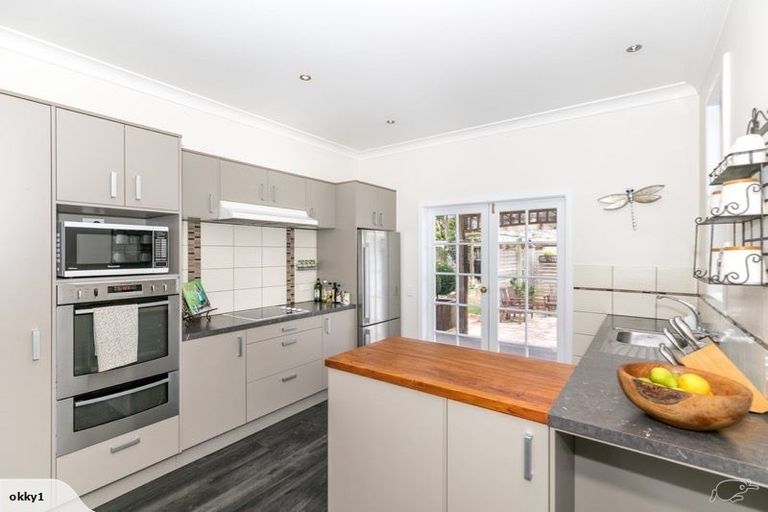 Photo of property in 5 Casey Avenue, Fairfield, Hamilton, 3214