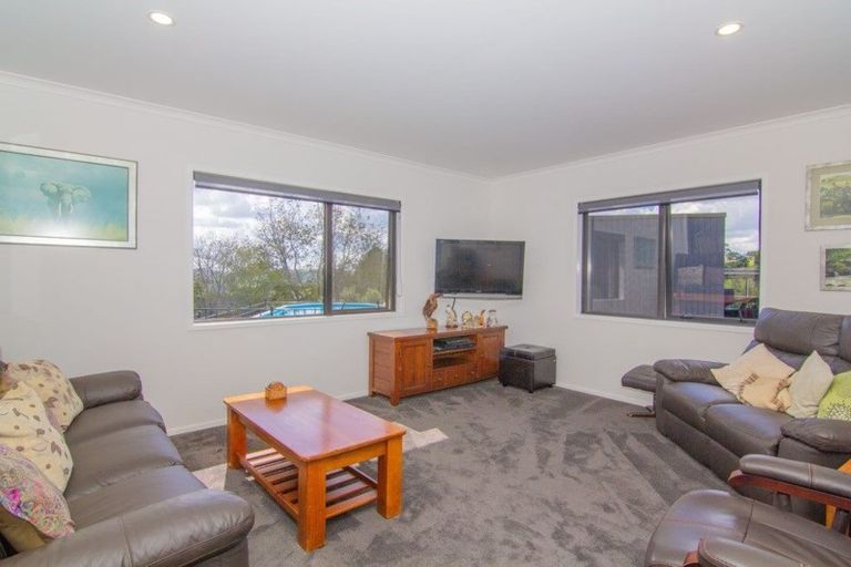 Photo of property in 65c Manuka Grove, Helensville, 0875