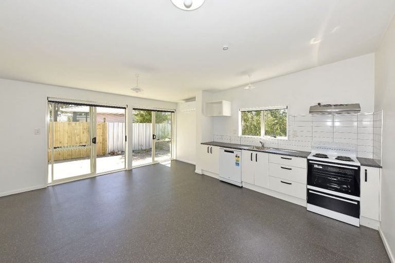 Photo of property in 4 Aldgate Street, Redwood, Christchurch, 8051