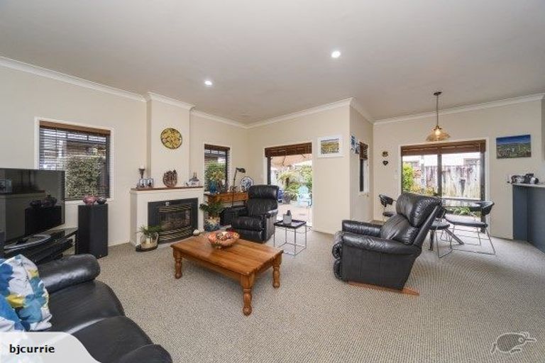 Photo of property in 45 Fitchett Street, Palmerston North, 4410