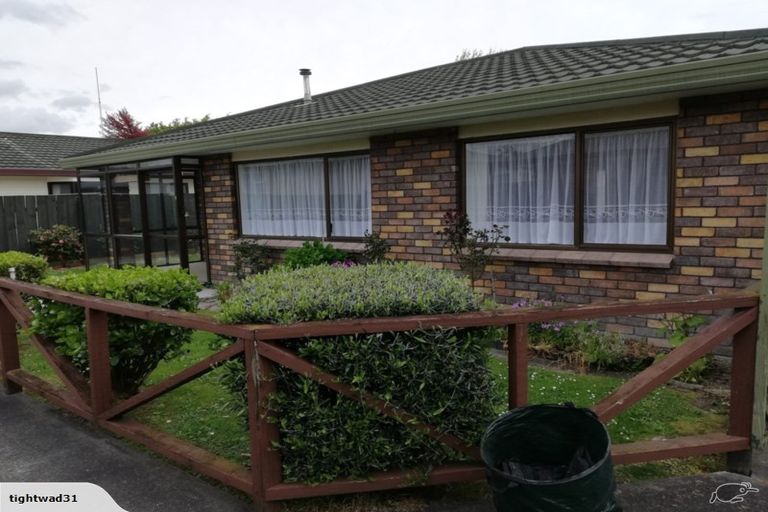 Photo of property in 2/89 College Street, Awapuni, Palmerston North, 4412