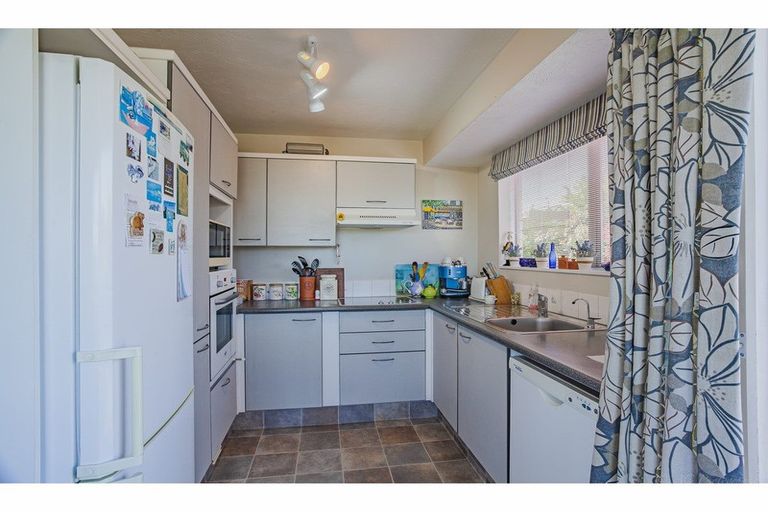Photo of property in 5 Ellesmere Place, Oceanview, Timaru, 7910