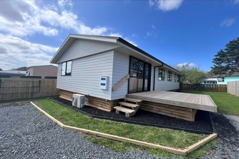 Photo of property in 43 Beeston Crescent, Manurewa, Auckland, 2102