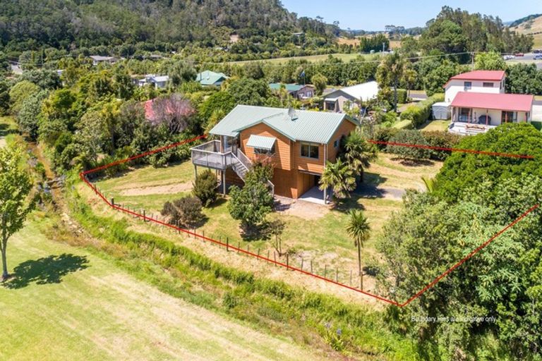 Photo of property in 25 Pa Road, Hahei, Whitianga, 3591