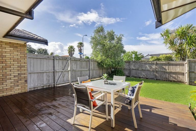 Photo of property in 34 Summermist Drive, Northpark, Auckland, 2013