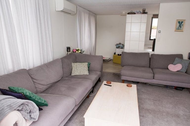 Photo of property in 20c Awatea Street, Ranui, Porirua, 5024