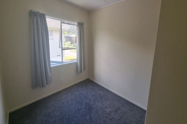 Photo of property in 2 Hinau Street, Pukehangi, Rotorua, 3015