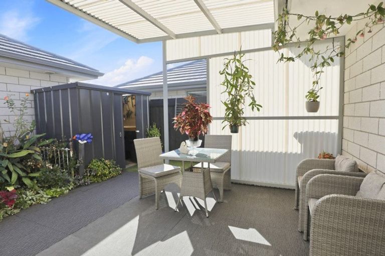 Photo of property in 5 Lance Way, Papamoa, 3118