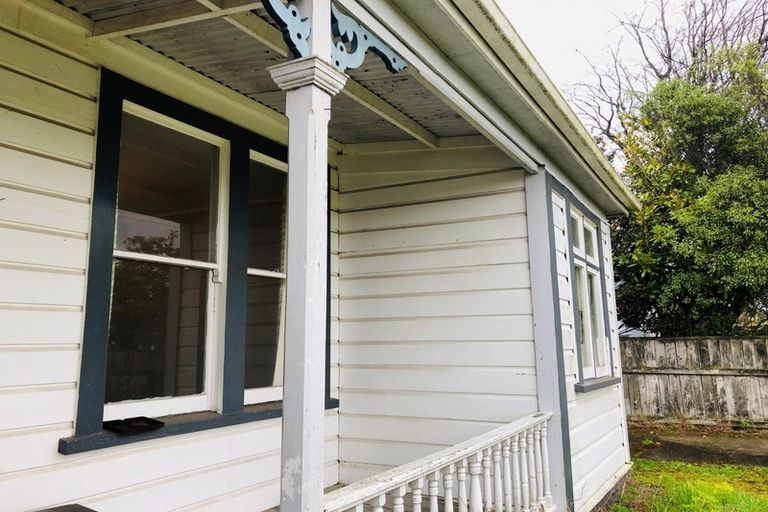 Photo of property in 7 Waterloo Street, Dannevirke, 4930