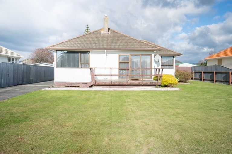 Photo of property in 103 Clyde Crescent, Roslyn, Palmerston North, 4414