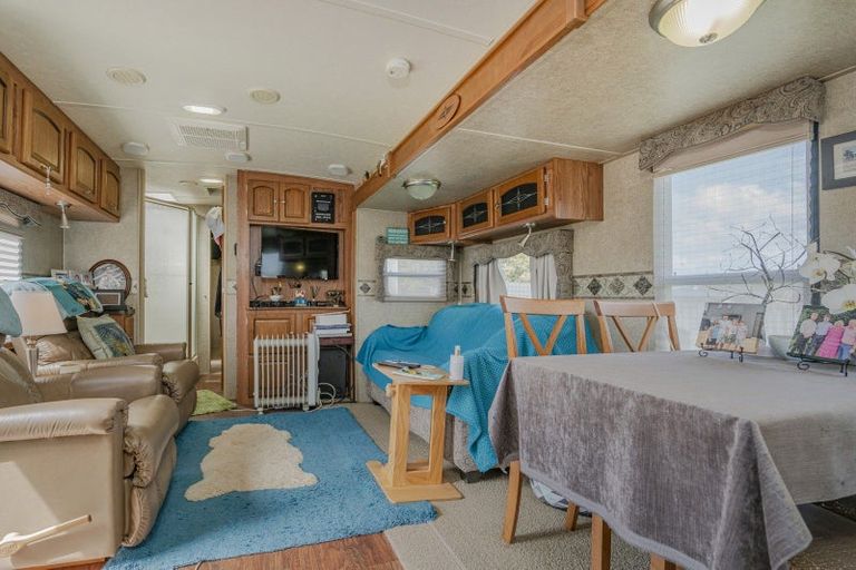 Photo of property in 27 Captain Wood Avenue, Whitianga, 3510