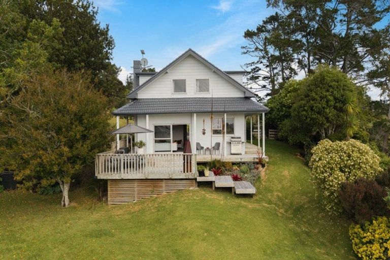 Photo of property in 219 Spur Road, Stillwater, Silverdale, 0993