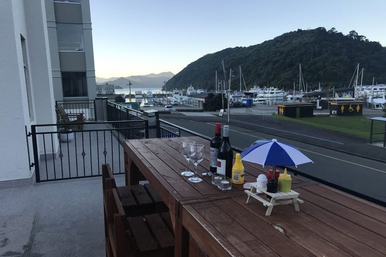 Photo of property in 11-19 Wellington Street, Picton, 7220