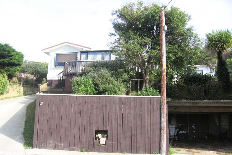 Photo of property in 2 Monowai Road, Johnsonville, Wellington, 6037