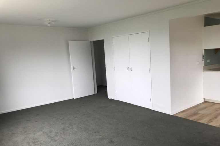 Photo of property in 4 Chancellor Way, Crofton Downs, Wellington, 6035