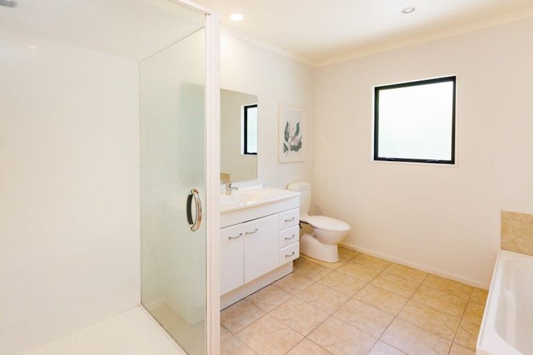 Photo of property in 1999 Longburn Rongotea Road, Longburn, Palmerston North, 4475