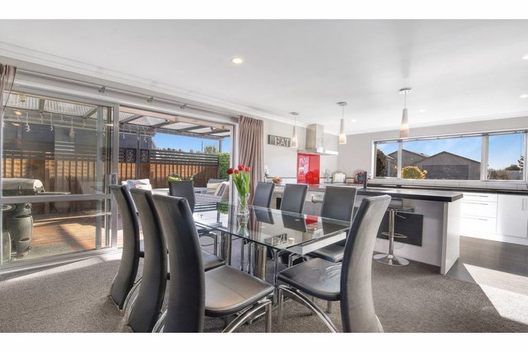 Photo of property in 48 Huntingdon Drive, Rangiora, 7400