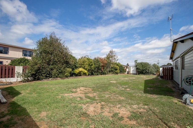 Photo of property in 43 Mahana Road, Ngatea, 3503