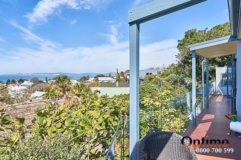 Photo of property in 18a Harvey Road, Bluff Hill, Napier, 4110