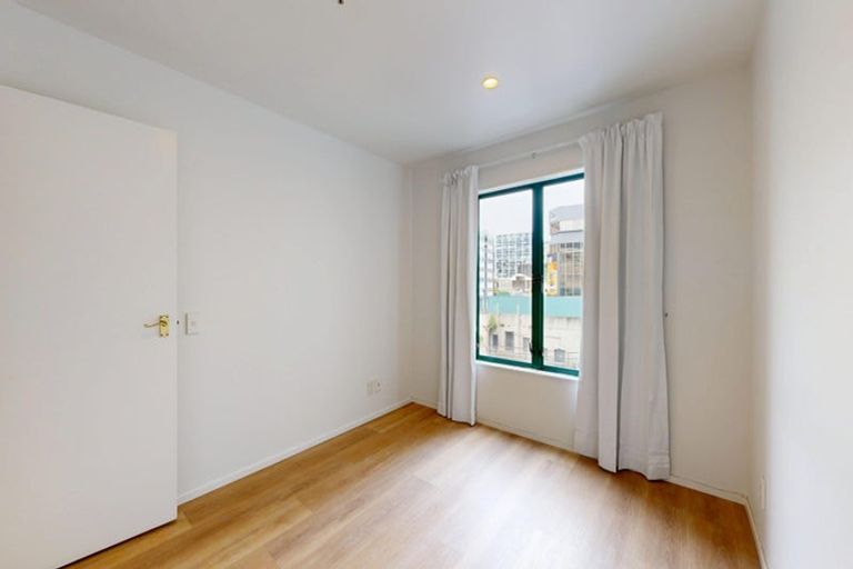 Photo of property in Courtenay Apartments, 406/120 Courtenay Place, Te Aro, Wellington, 6011