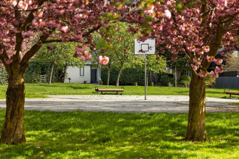 Photo of property in 9 Innes Place, Arrowtown, 9302