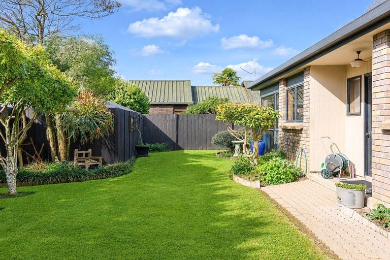 Photo of property in 67 Bowen Street, Cambridge, 3434