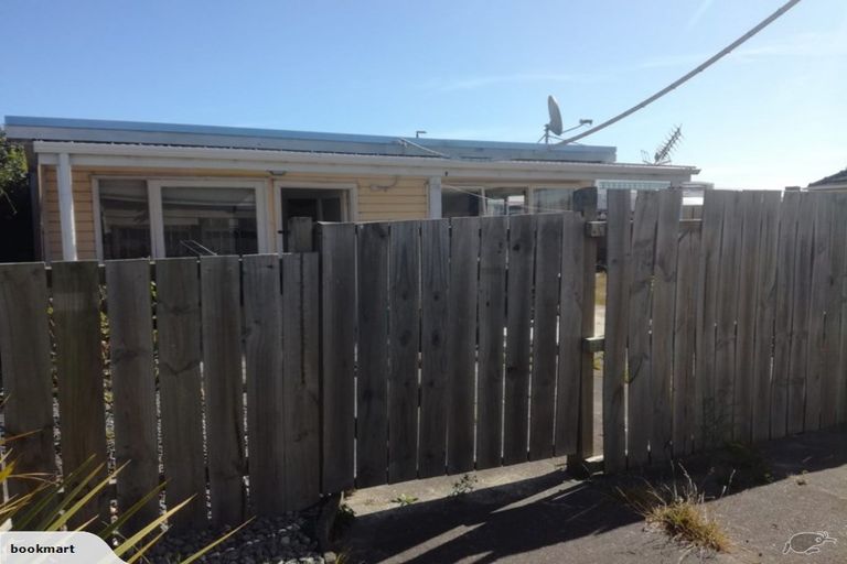 Photo of property in 918 Avonside Drive, Avondale, Christchurch, 8061