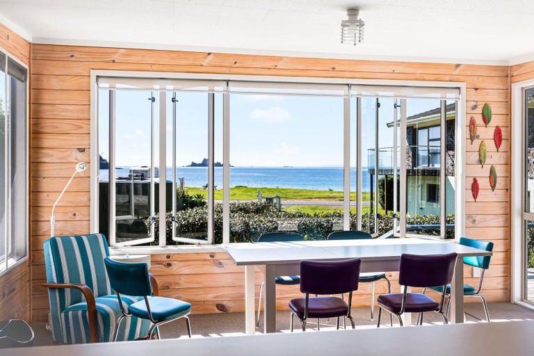 Photo of property in 205 Oakura Road, Oakura, Hikurangi, 0184