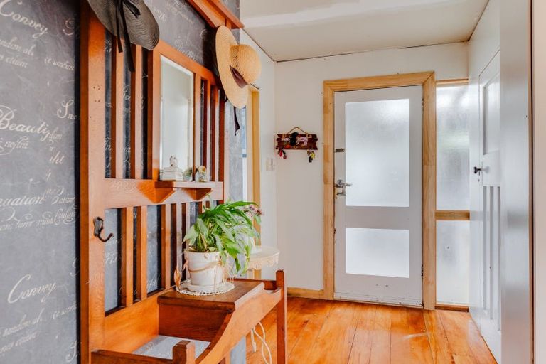 Photo of property in 17 Dawson Street, Pahiatua, 4910