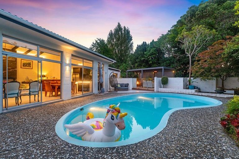 Photo of property in 23 Gordon Avenue, Forrest Hill, Auckland, 0620