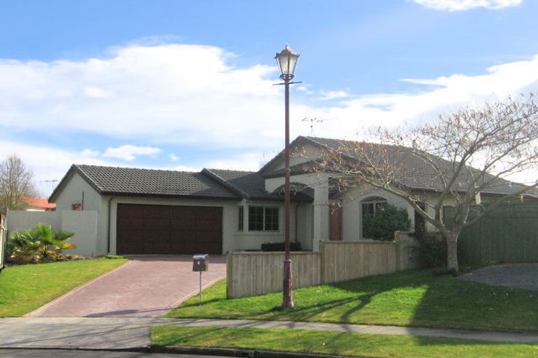 Photo of property in 6 Makepeace Place, Flagstaff, Hamilton, 3210