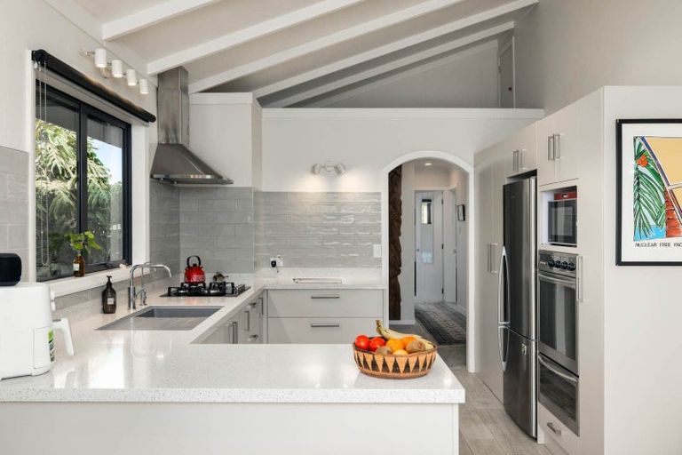 Photo of property in 35 Skudders Beach Road, Kerikeri, 0294