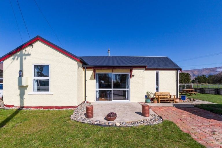 Photo of property in 6 Swansea Street, Middlemarch, 9597