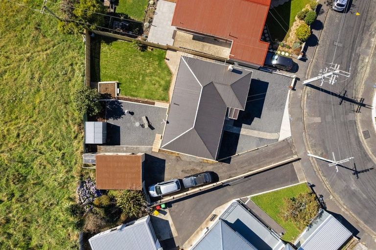 Photo of property in 35 Stephen Street, Halfway Bush, Dunedin, 9010