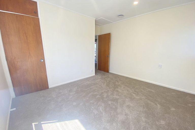 Photo of property in 237 Te Atatu Road, Te Atatu South, Auckland, 0610