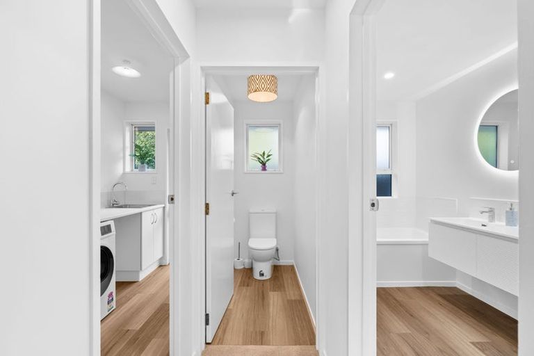 Photo of property in 2/216 Grahams Road, Burnside, Christchurch, 8053