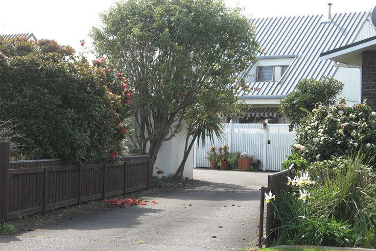 Photo of property in 8a Essex Place, Springvale, Whanganui, 4501