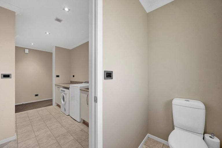 Photo of property in 104b Wills Road, Bell Block, New Plymouth, 4312