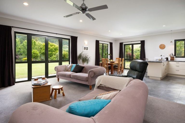 Photo of property in 39 Kenningtons Road, Okaramio, Havelock, 7178