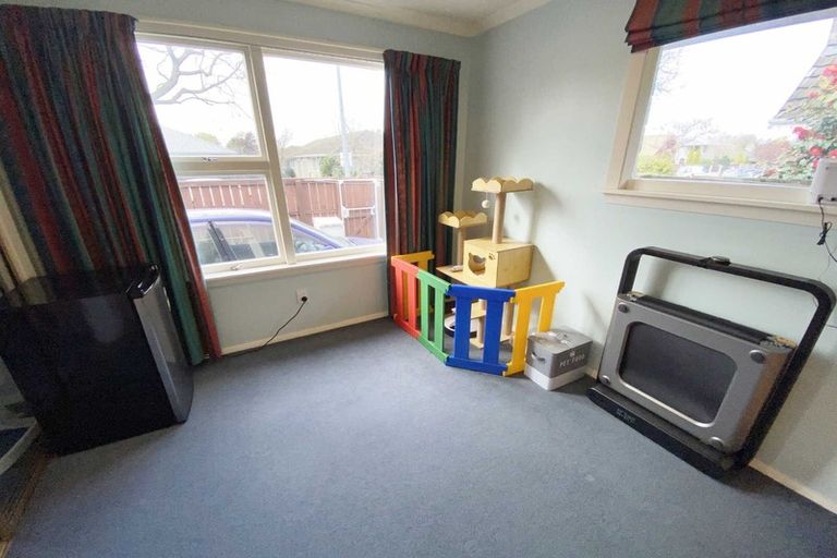 Photo of property in 1/15 Ashfield Place, Ilam, Christchurch, 8041