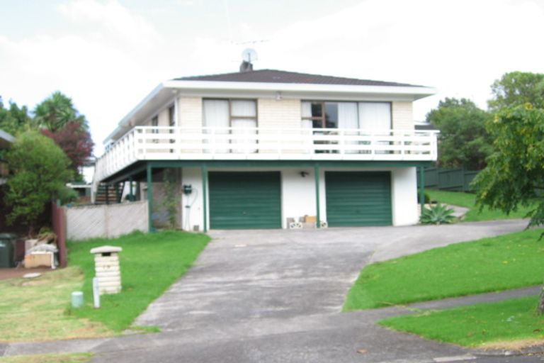 Photo of property in 10 Hamish Place, Sunnyhills, Auckland, 2010