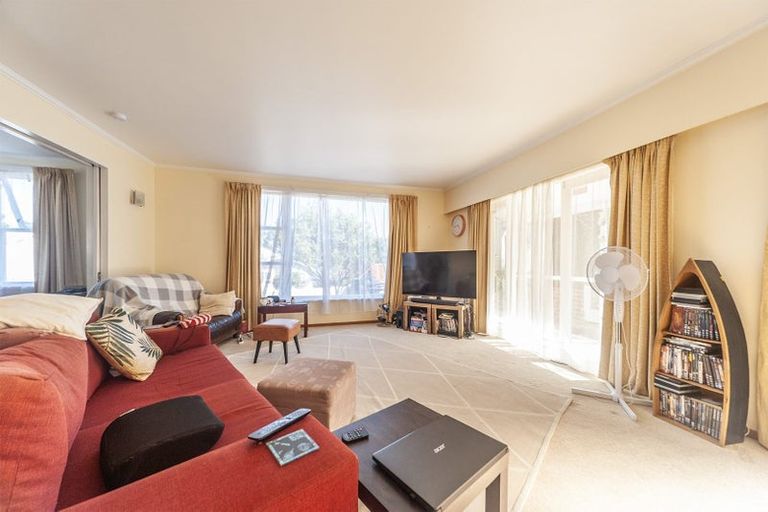 Photo of property in 7 Magnolia Grove, Maungaraki, Lower Hutt, 5010