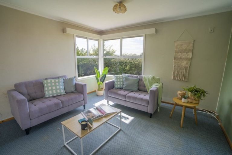 Photo of property in 37 Ash Street, Newfield, Invercargill, 9812