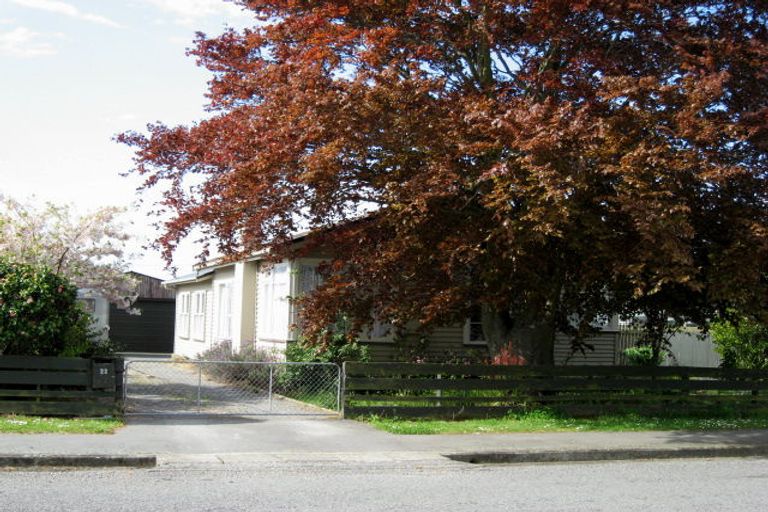 Photo of property in 22 Cridland Street West, Kaiapoi, 7630