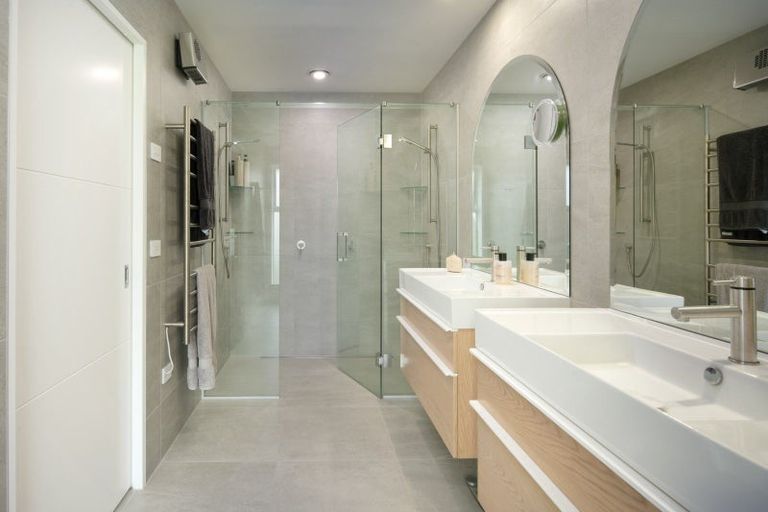 Photo of property in 24 Whitehall Drive, Springlands, Blenheim, 7201