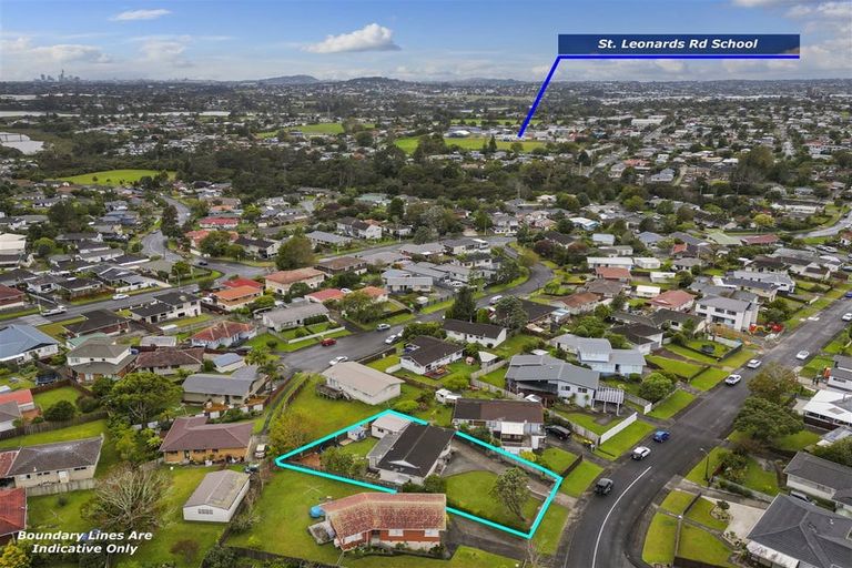 Photo of property in 45 Rosewarne Crescent, Glendene, Auckland, 0602
