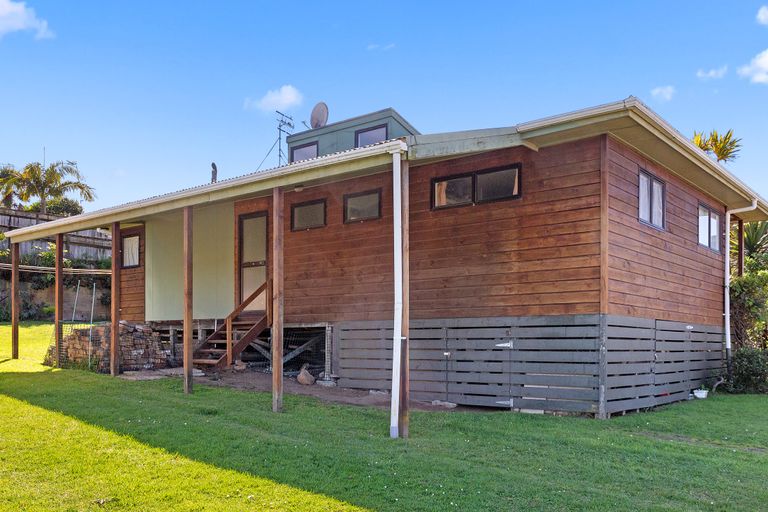 Photo of property in 2a Browns Drive, Waihi Beach, 3611