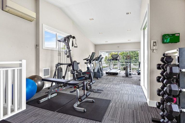 Photo of property in 56 Panorama Heights, Orewa, 0931