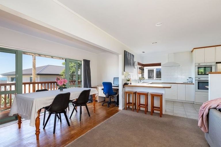 Photo of property in 4 Robinia Place, Snells Beach, 0920