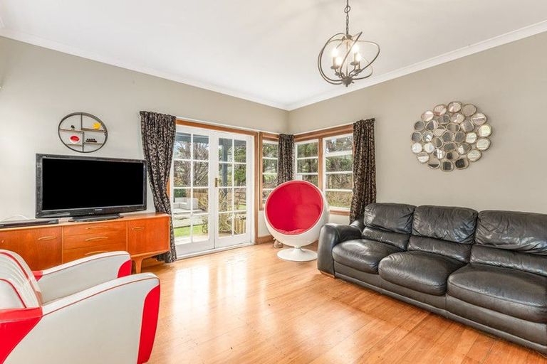 Photo of property in 59 Kaitangata Crescent, Kelson, Lower Hutt, 5010